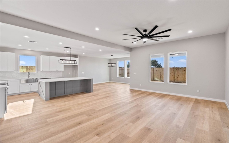 1505 John Oliver Drive, Corpus Christi, TX 78418, 3 Habitaciones Habitaciones , ,2 BañosBaños,Residential,En Venta,1505 John Oliver Drive,0,469445