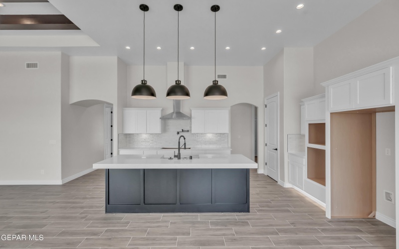 7314 Sidewinder Bend Drive, El Paso, TX 79911, 4 Bedrooms Bedrooms, ,3 BathroomsBathrooms,Residential,For Sale,7314 Sidewinder Bend Drive,0,937576