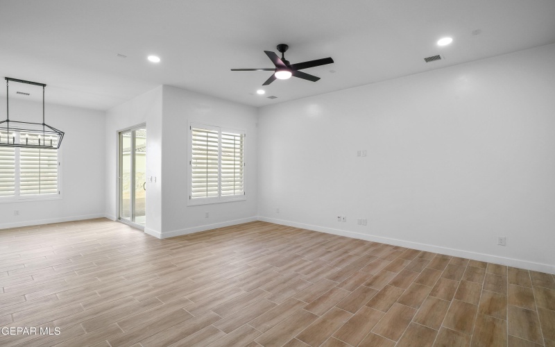 14028 Paseo Alegre Drive, El Paso, TX 79928, 3 Habitaciones Habitaciones , ,2 BañosBaños,Residential,En Venta,14028 Paseo Alegre Drive,0,937588