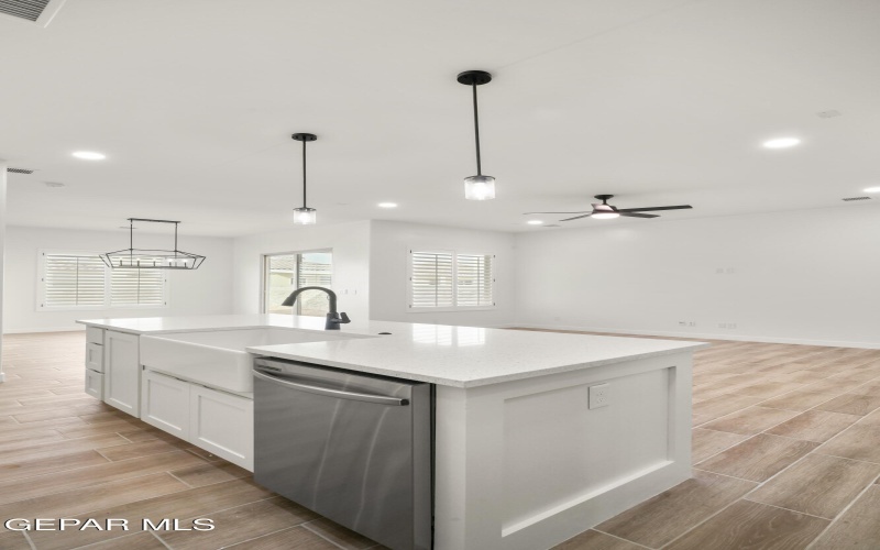 14028 Paseo Alegre Drive, El Paso, TX 79928, 3 Habitaciones Habitaciones , ,2 BañosBaños,Residential,En Venta,14028 Paseo Alegre Drive,0,937588