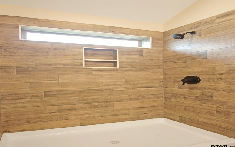 16318 Crossing Cir., Lindale, TX 75771, 3 Habitaciones Habitaciones , ,2 BañosBaños,Residential,En Venta,16318 Crossing Cir.,0,26001552