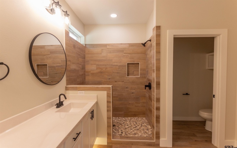 16230 Crossing Cir, Lindale, TX 75771, 4 Habitaciones Habitaciones , ,2 BañosBaños,Residential,En Venta,16230 Crossing Cir,0,26001553