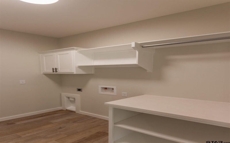 16230 Crossing Cir, Lindale, TX 75771, 4 Habitaciones Habitaciones , ,2 BañosBaños,Residential,En Venta,16230 Crossing Cir,0,26001553