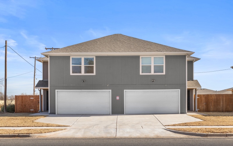406 N Zenith Avenue unit: A & B #A & B, Lubbock, TX 79403, 6 Bedrooms Bedrooms, ,5 BathroomsBathrooms,Residential,For Sale,406 N Zenith Avenue unit: A & B,0,202600612