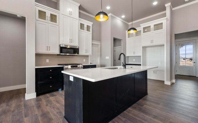 1111 N 6th Street, Wolfforth, TX 79382, 4 Habitaciones Habitaciones , ,3 BañosBaños,Residential,En Venta,1111 N 6th Street,0,202601507