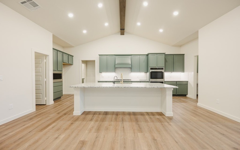 505 Pratt Dr, Odessa, TX 79765, 4 Habitaciones Habitaciones , ,3 BañosBaños,Residential,En Venta,505 Pratt Dr,0,163936