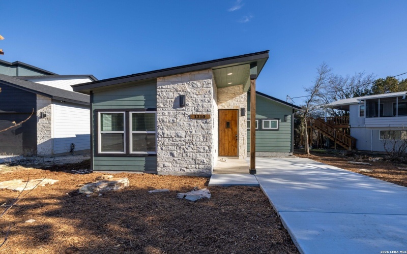 1310 Mountain Top, Canyon Lake, TX 78133, 3 Bedrooms Bedrooms, ,2 BathroomsBathrooms,Residential,For Sale,1310 Mountain Top,0,1938391