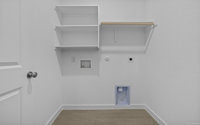 1906 Wood Warbler, New Braunfels, TX 78130, 4 Habitaciones Habitaciones , ,3 BañosBaños,Residential,En Venta,1906 Wood Warbler,0,1938396