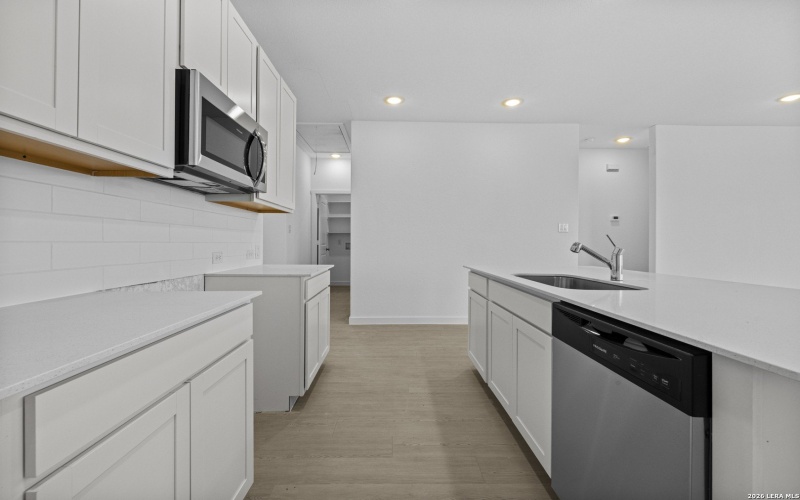 1906 Wood Warbler, New Braunfels, TX 78130, 4 Habitaciones Habitaciones , ,3 BañosBaños,Residential,En Venta,1906 Wood Warbler,0,1938396