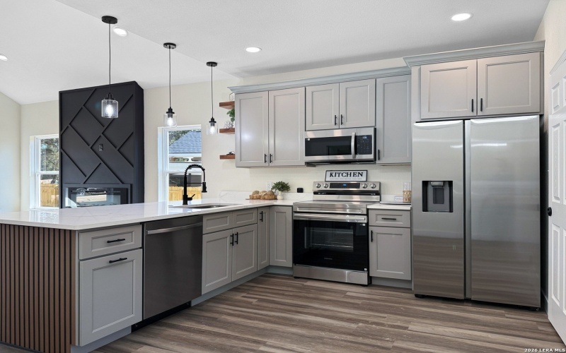 656 Skyline Dr, Bandera, TX 78003, 2 Habitaciones Habitaciones , ,2 BañosBaños,Residential,En Venta,656 Skyline Dr,0,1938438