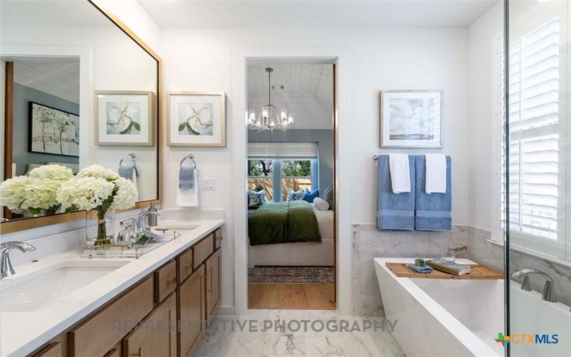 212 Missouri Primrose Lane, San Marcos, TX 78666, 4 Bedrooms Bedrooms, ,3 BathroomsBathrooms,Residential,For Sale,212 Missouri Primrose Lane,0,603469