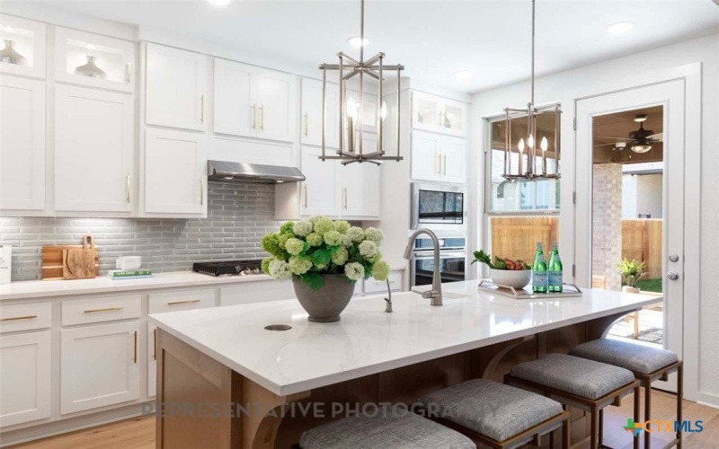 212 Missouri Primrose Lane, San Marcos, TX 78666, 4 Bedrooms Bedrooms, ,3 BathroomsBathrooms,Residential,For Sale,212 Missouri Primrose Lane,0,603469