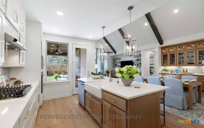 212 Missouri Primrose Lane, San Marcos, TX 78666, 4 Bedrooms Bedrooms, ,3 BathroomsBathrooms,Residential,For Sale,212 Missouri Primrose Lane,0,603469