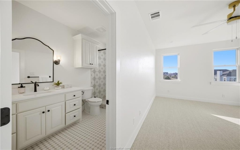 4801 Sunburst Court, College Station, TX 77845, 4 Bedrooms Bedrooms, ,5 BathroomsBathrooms,Residential,For Sale,4801 Sunburst Court,0,26001345