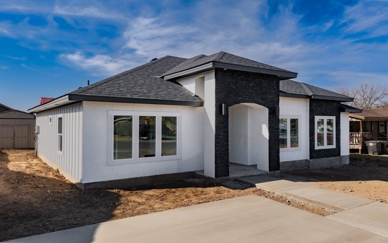 212 Sunrise Loop, Eagle Pass, TX 78852, 3 Bedrooms Bedrooms, ,2 BathroomsBathrooms,Residential,For Sale,212 Sunrise Loop,0,83072