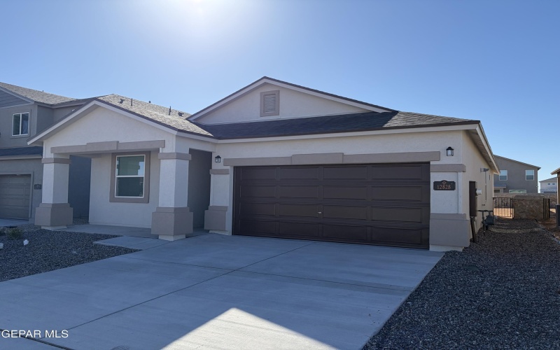 12828 CareFree Avenue, El Paso, TX 79928, 4 Habitaciones Habitaciones , ,1 BañoBaños,Residential,En Venta,12828 CareFree Avenue,0,937622