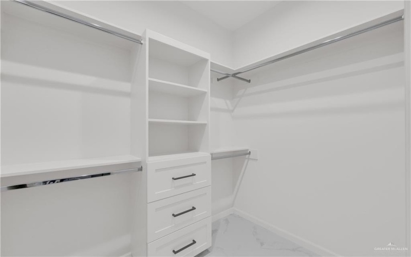 5709 N Gira Del Sol Street, Edinburg, TX 78542, 3 Habitaciones Habitaciones , ,2 BañosBaños,Residential,En Venta,5709 N Gira Del Sol Street,0,493291