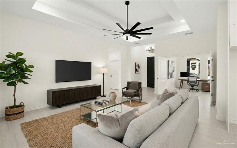 2728 E Bvlgari Drive, Edinburg, TX 78542, 4 Habitaciones Habitaciones , ,2 BañosBaños,Residential,En Venta,2728 E Bvlgari Drive,0,493868