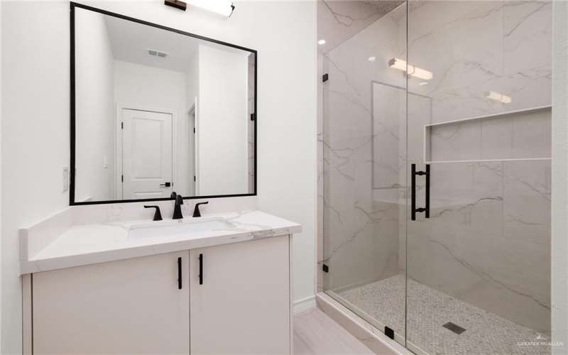 2728 E Bvlgari Drive, Edinburg, TX 78542, 4 Habitaciones Habitaciones , ,2 BañosBaños,Residential,En Venta,2728 E Bvlgari Drive,0,493868