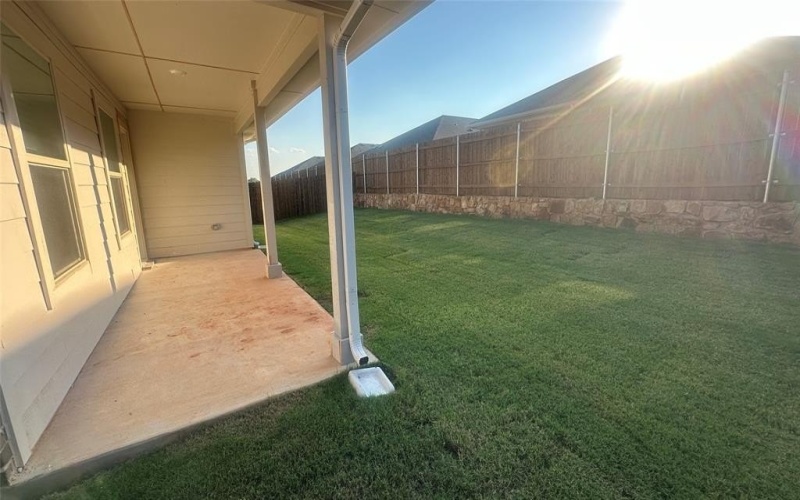 356 LUBBOCK Drive, Azle, TX 76020, 4 Habitaciones Habitaciones , ,2 BañosBaños,Residential,En Venta,356 LUBBOCK Drive,0,20975587