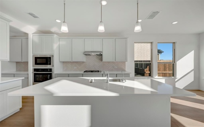 5320 Magallon Lane, Celina, TX 76227, 4 Bedrooms Bedrooms, ,3 BathroomsBathrooms,Residential,For Sale,5320 Magallon Lane,0,21158751