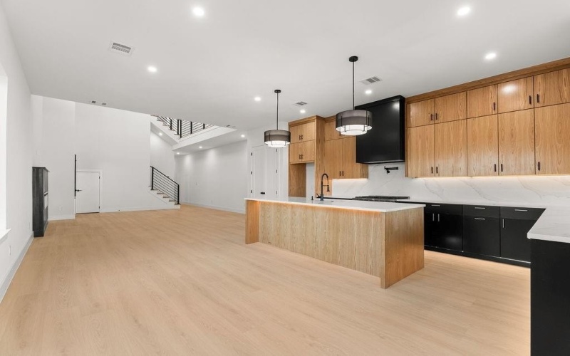 1825 & 1827 Pollard Street, Dallas, TX 75208, 8 Habitaciones Habitaciones , ,7 BañosBaños,Residential Multi Family,En Venta,1825 & 1827 Pollard Street,0,21159718