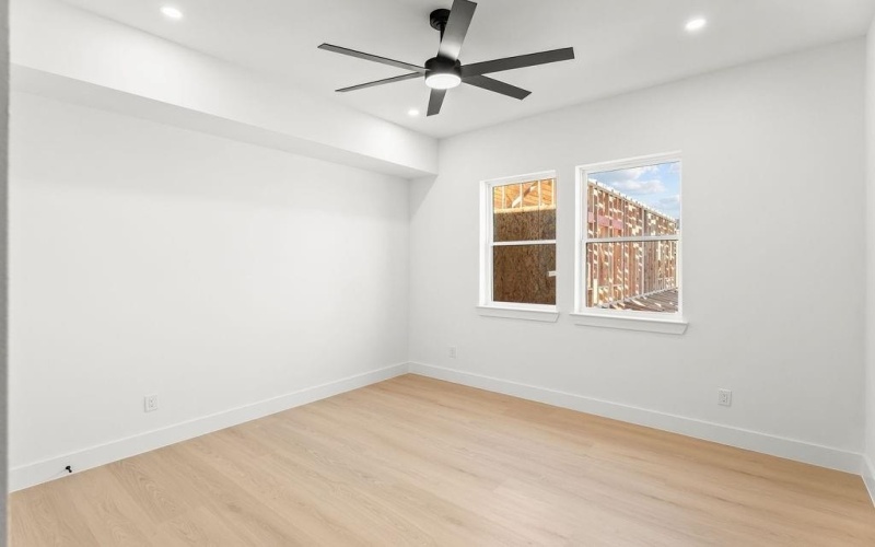 1827 Pollard Street, Dallas, TX 75208, 4 Habitaciones Habitaciones , ,3 BañosBaños,Residential,En Venta,1827 Pollard Street,0,21159721