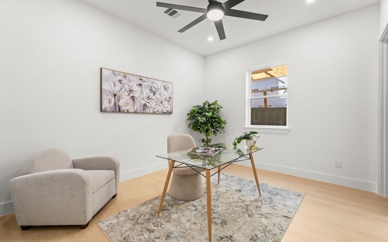 1827 Pollard Street, Dallas, TX 75208, 4 Habitaciones Habitaciones , ,3 BañosBaños,Residential,En Venta,1827 Pollard Street,0,21159721