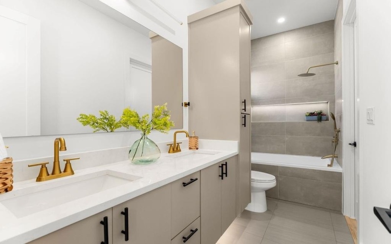 1827 Pollard Street, Dallas, TX 75208, 4 Habitaciones Habitaciones , ,3 BañosBaños,Residential,En Venta,1827 Pollard Street,0,21159721