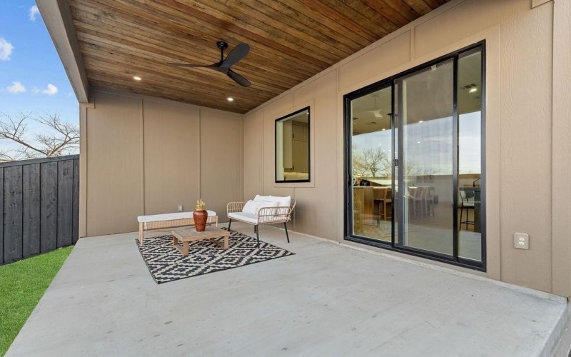 1827 Pollard Street, Dallas, TX 75208, 4 Habitaciones Habitaciones , ,3 BañosBaños,Residential,En Venta,1827 Pollard Street,0,21159721