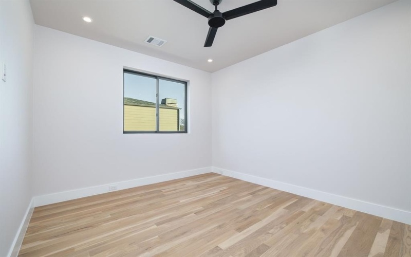 3950 Rochelle Drive, Dallas, TX 75220, 5 Habitaciones Habitaciones , ,6 BañosBaños,Residential,En Venta,3950 Rochelle Drive,0,21164572