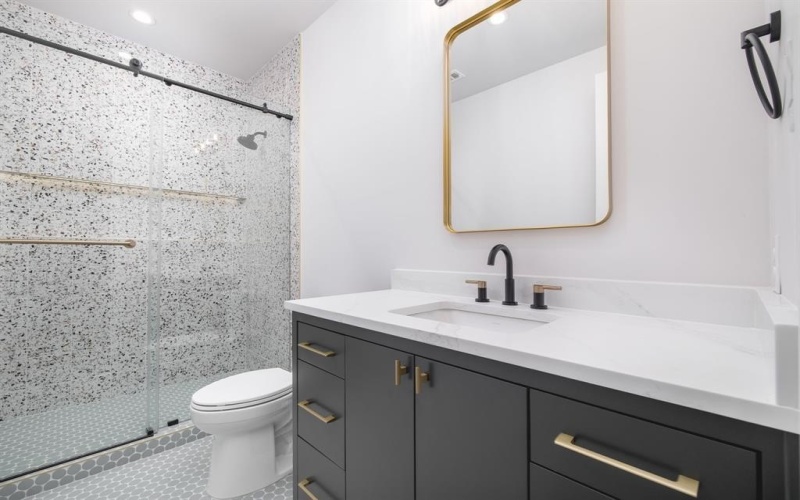 3950 Rochelle Drive, Dallas, TX 75220, 5 Habitaciones Habitaciones , ,6 BañosBaños,Residential,En Venta,3950 Rochelle Drive,0,21164572