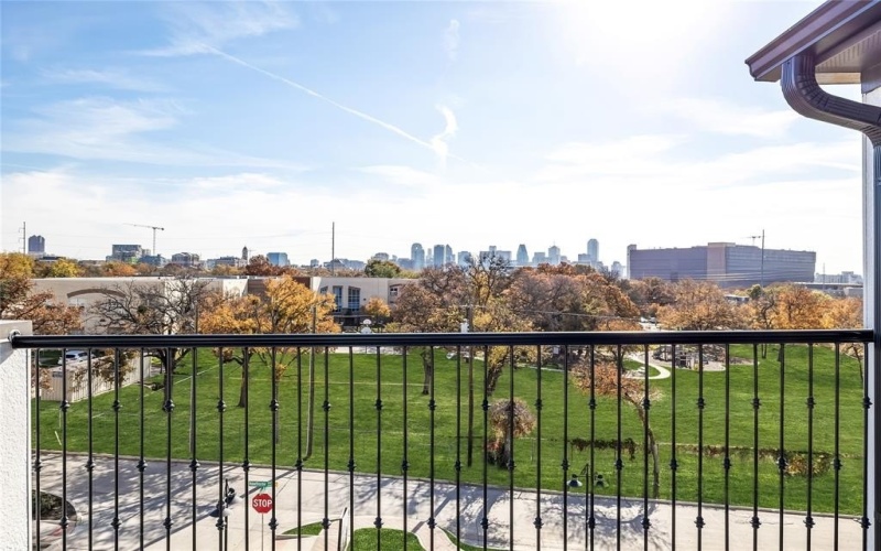 4604 Warwood Lane, Dallas, TX 75219, 3 Habitaciones Habitaciones , ,3 BañosBaños,Residential,En Venta,4604 Warwood Lane,0,21167968