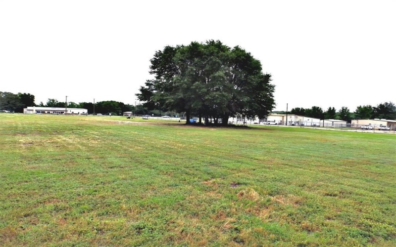 6003 N 256 Loop, Palestine, TX 75801, ,Commercial Sale,For Sale,6003 N 256 Loop,20617144