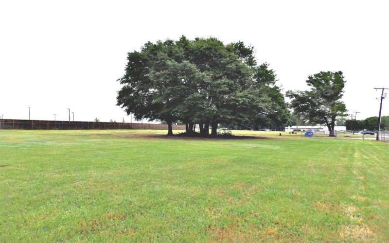 6003 N 256 Loop, Palestine, TX 75801, ,Commercial Sale,For Sale,6003 N 256 Loop,20617144