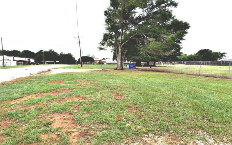 6003 N 256 Loop, Palestine, TX 75801, ,Commercial Sale,For Sale,6003 N 256 Loop,20617144