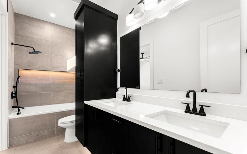 1825 Pollard Street, Dallas, TX 75208, 4 Habitaciones Habitaciones , ,3 BañosBaños,Residential,En Venta,1825 Pollard Street,0,21168454