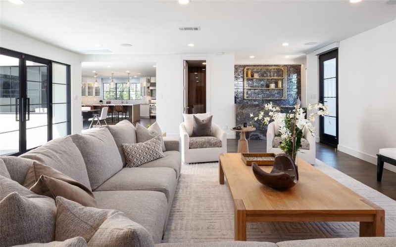 4700 Dorset Road, Dallas, TX 75229, 5 Habitaciones Habitaciones , ,6 BañosBaños,Residential,En Venta,4700 Dorset Road,0,21168711