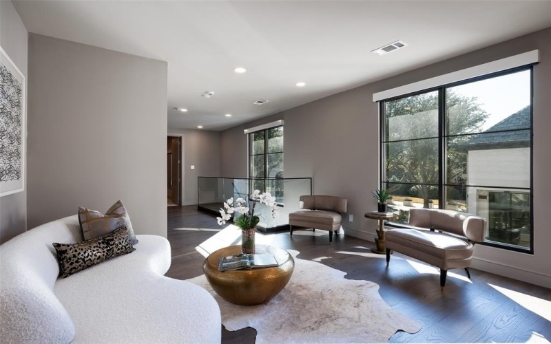 4700 Dorset Road, Dallas, TX 75229, 5 Habitaciones Habitaciones , ,6 BañosBaños,Residential,En Venta,4700 Dorset Road,0,21168711