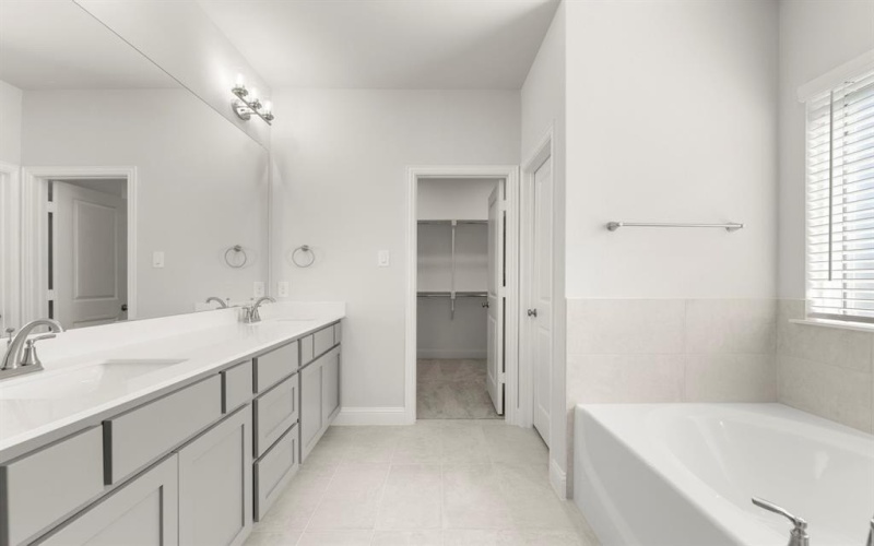 1224 Redcoat Drive, Forney, TX 75126, 5 Bedrooms Bedrooms, ,5 BathroomsBathrooms,Residential,For Sale,1224 Redcoat Drive,0,21168722