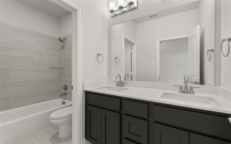 1212 Redcoat Drive, Forney, TX 75126, 5 Habitaciones Habitaciones , ,3 BañosBaños,Residential,En Venta,1212 Redcoat Drive,0,21168737