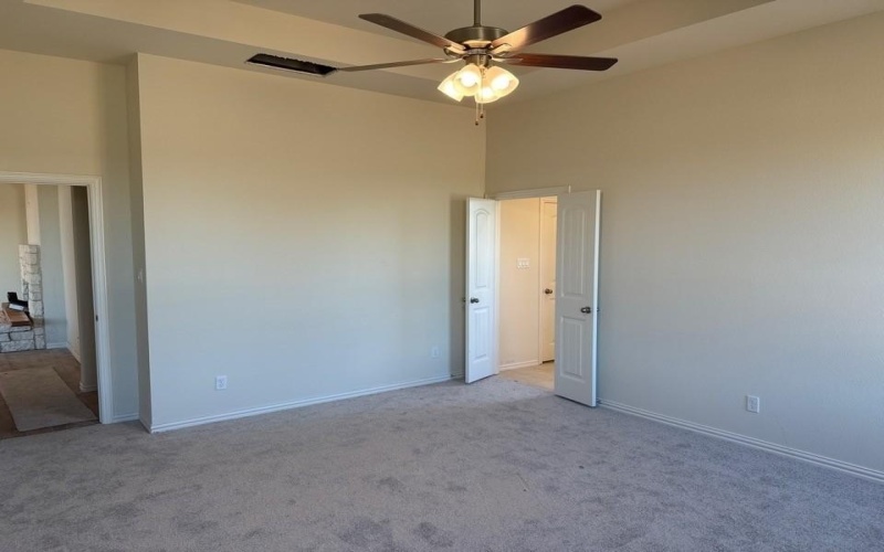 1129 Trinity Drive, Springtown, TX 76082, 4 Bedrooms Bedrooms, ,3 BathroomsBathrooms,Residential,For Sale,1129 Trinity Drive,0,21168742