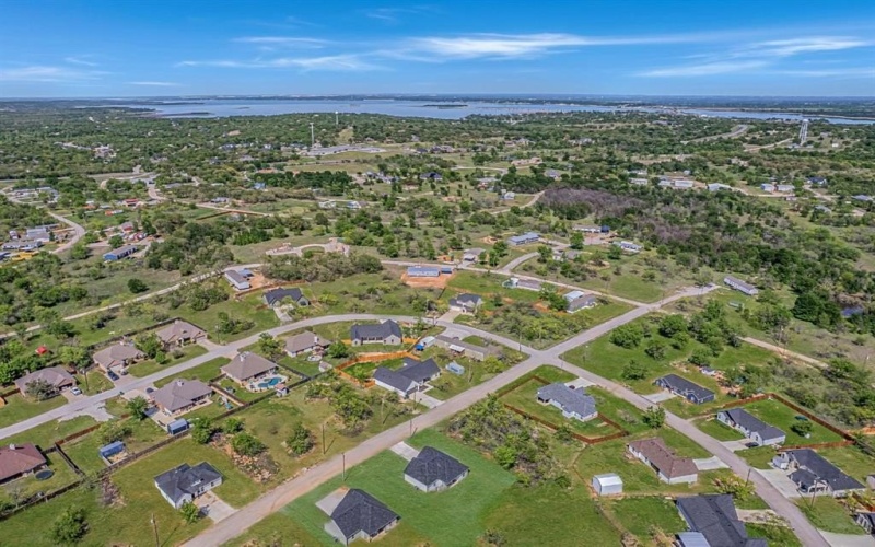 120 Brookview Drive, Bridgeport, TX 76426, 4 Bedrooms Bedrooms, ,2 BathroomsBathrooms,Residential,For Sale,120 Brookview Drive,0,21169009