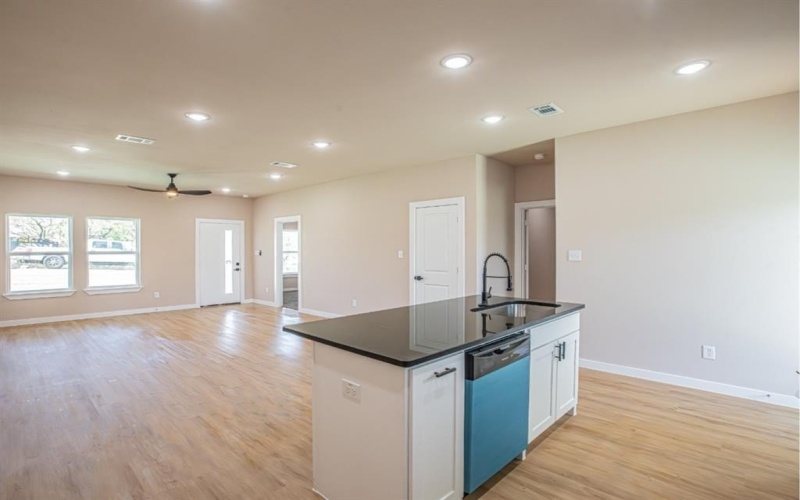 120 Brookview Drive, Bridgeport, TX 76426, 4 Bedrooms Bedrooms, ,2 BathroomsBathrooms,Residential,For Sale,120 Brookview Drive,0,21169009