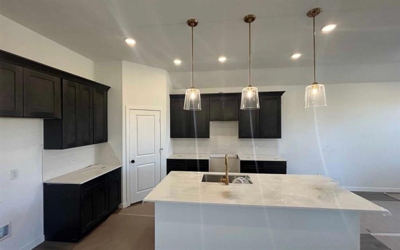 673 Tyronza Drive, Justin, TX 76247, 4 Habitaciones Habitaciones , ,2 BañosBaños,Residential,En Venta,673 Tyronza Drive,0,21169016