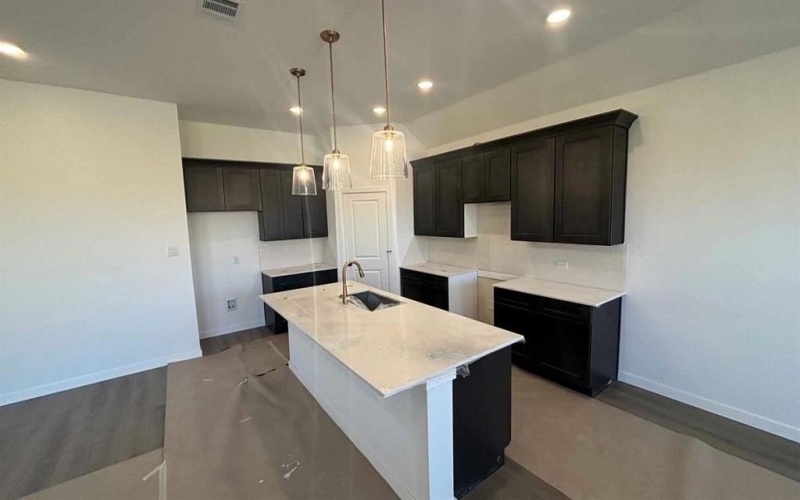 673 Tyronza Drive, Justin, TX 76247, 4 Habitaciones Habitaciones , ,2 BañosBaños,Residential,En Venta,673 Tyronza Drive,0,21169016