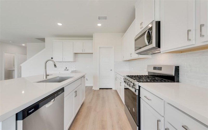 1114 Redcoat Drive, Forney, TX 75126, 3 Bedrooms Bedrooms, ,2 BathroomsBathrooms,Residential,For Sale,1114 Redcoat Drive,0,21169325