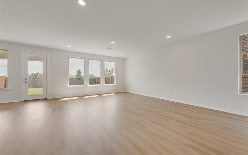 1114 Redcoat Drive, Forney, TX 75126, 3 Bedrooms Bedrooms, ,2 BathroomsBathrooms,Residential,For Sale,1114 Redcoat Drive,0,21169325