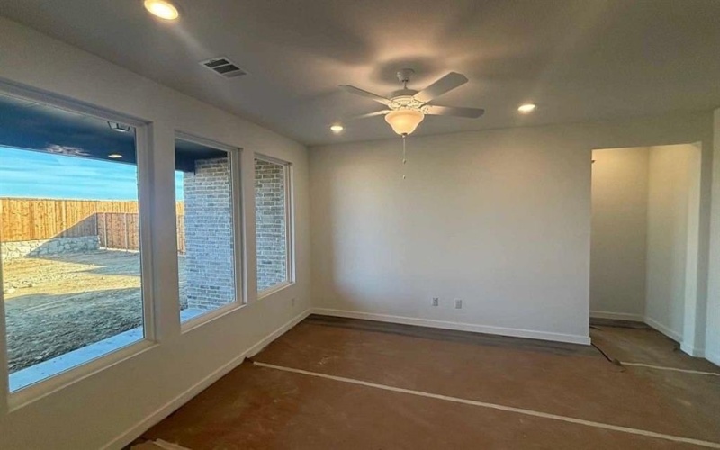 657 Tyronza Drive, Justin, TX 76247, 4 Habitaciones Habitaciones , ,3 BañosBaños,Residential,En Venta,657 Tyronza Drive,0,21169384