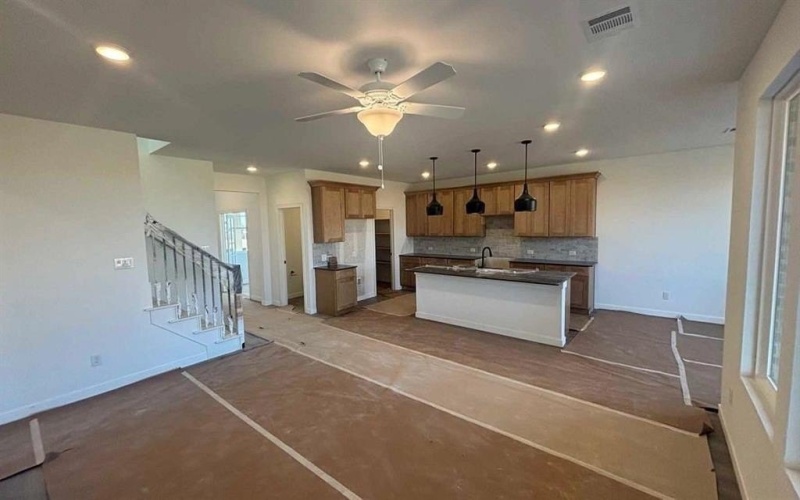 657 Tyronza Drive, Justin, TX 76247, 4 Habitaciones Habitaciones , ,3 BañosBaños,Residential,En Venta,657 Tyronza Drive,0,21169384